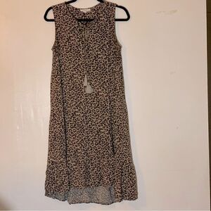 BeachLunchLounge Dress Cheetah Animal Print Ruffle Bottom Sz XS Gorgeous
